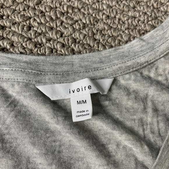 Ivoire Womens T-Shirt Size Medium Gray Tie Cuffs Short Sleeves V-Neck Pullover - Picture 8 of 10